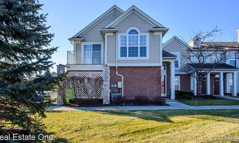 1st image of 28209 Oakmonte Cir E #1