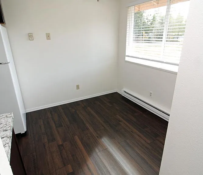 411 Terra Eden St #3 — Photo 12