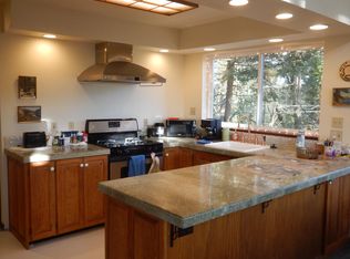 3326 SW Marquam Hill Rd, Portland, OR 97239