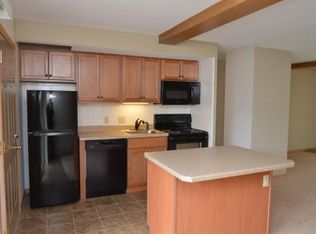 2829 Moland St APT 5, Madison, WI 53704