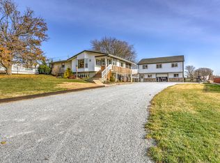 339 S State St, Leola, PA 17522