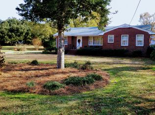 1528 Dunn Rd, Fayetteville, NC 28312