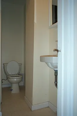 Rented by Tower Brokerage | media 52