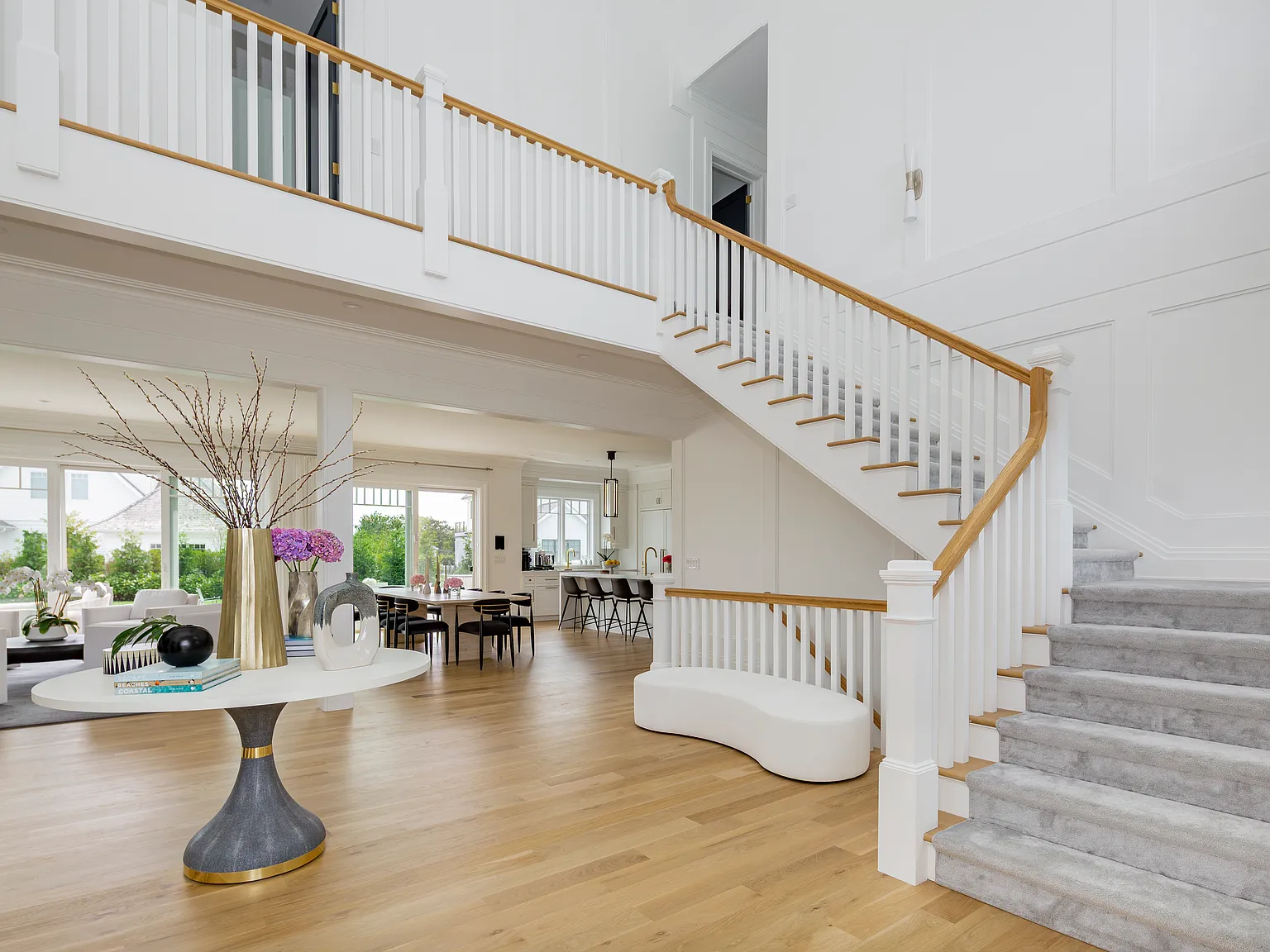 Southampton Estate Near Shinnecock Hills Golf Club & Beaches — Photo 2