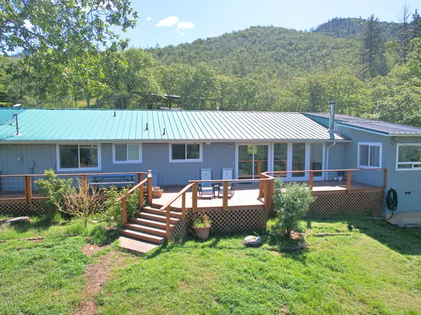 401 Tumbleweed Trl, Jacksonville, OR 97530