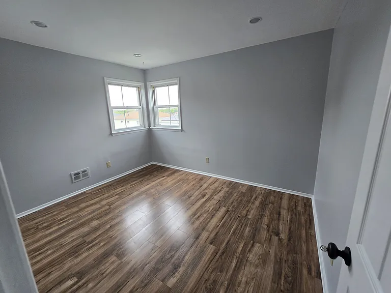 37 E Stroud Ave #B — Photo 12