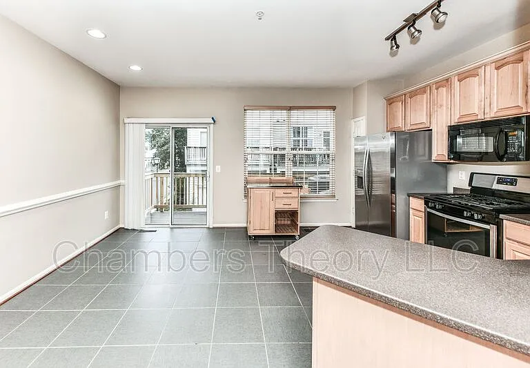 3845 Eisenhower Ave — Photo 28