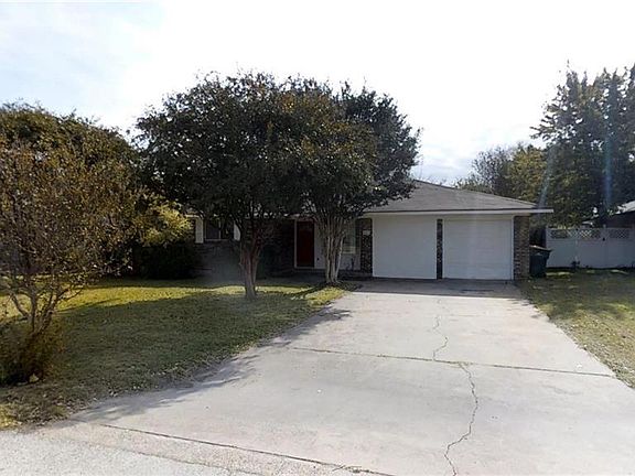 2nd image of 805 Green Pastures Dr