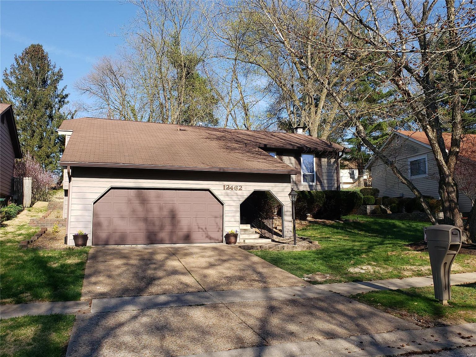 12462 Sandycreek Ln, Black Jack, MO 63033 Zillow
