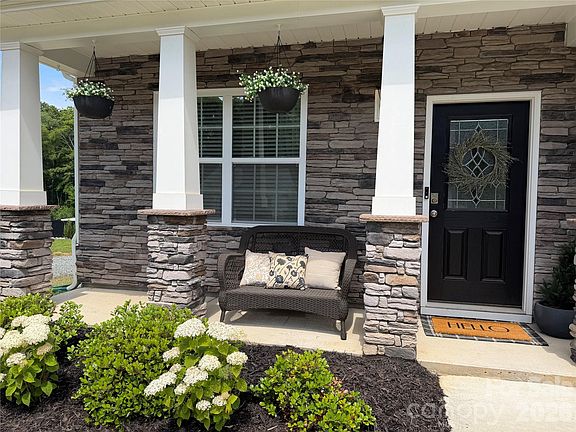 2nd image of 3646 Azalea Ridge Dr