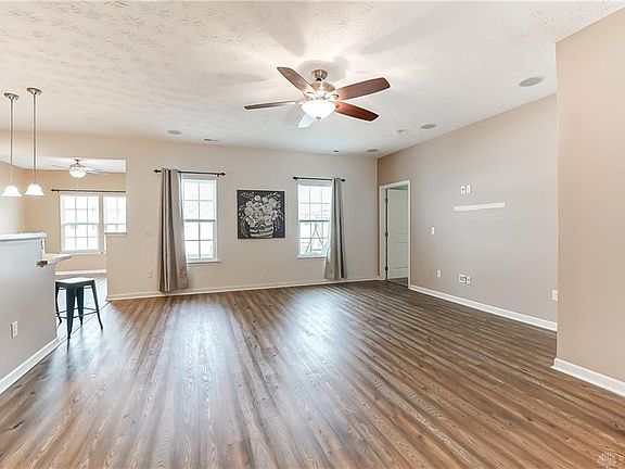2nd image of 2118 Willow Oak Ct
