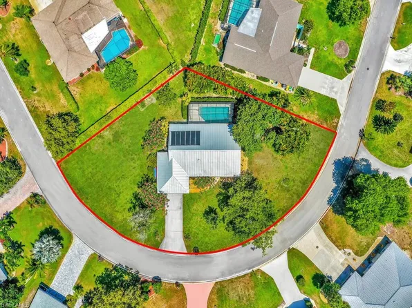 249 Pinehurst CIR, NAPLES, FL 34113