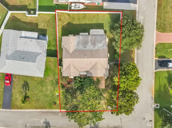 8008 NW 102 Way, Tamarac, FL 33321