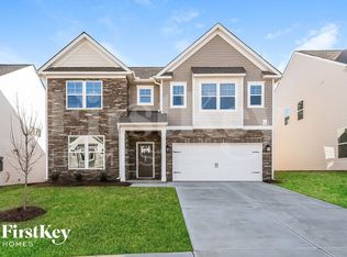 562 Hillpark Ln, Greer, SC 29651