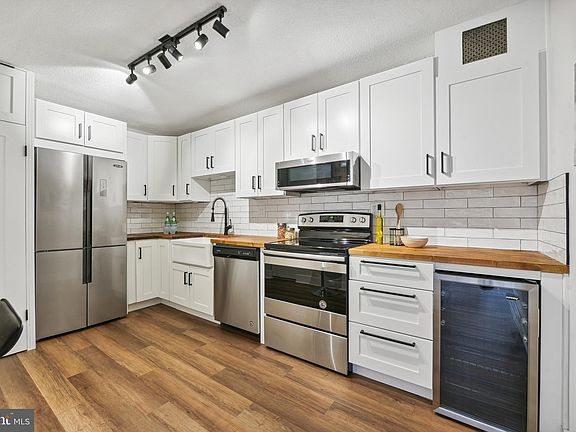 5th image of 8350 Greensboro Dr APT 905