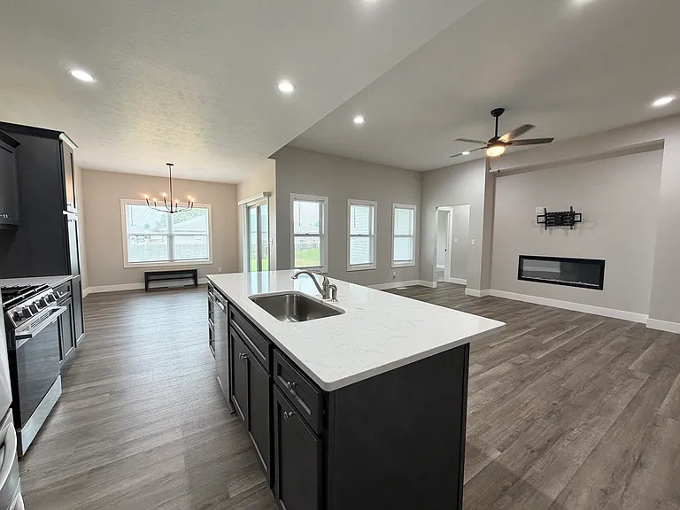 4101 Westgate Dr — Photo 6