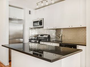 597 Grand Ave APT 3E, Brooklyn, NY 11238