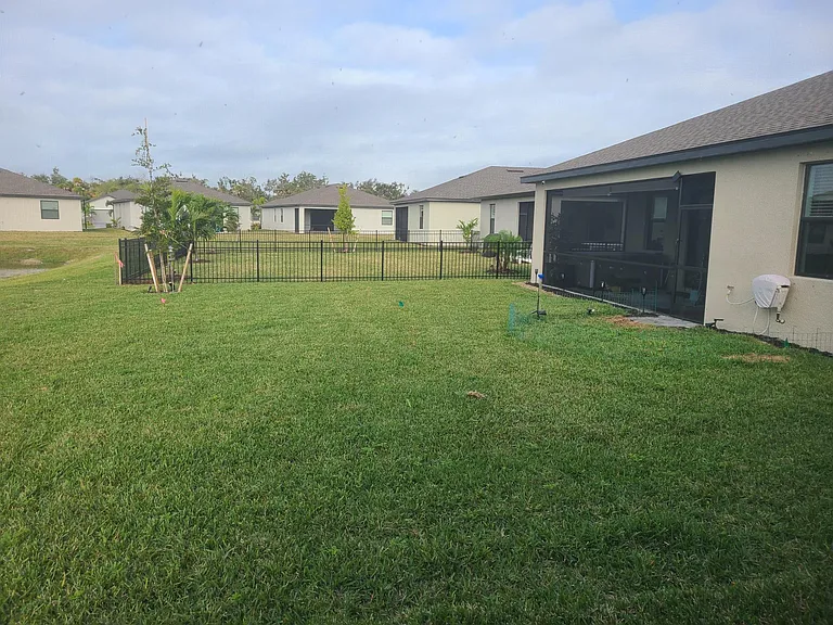 1867 Beautyberry Ct — Photo 14