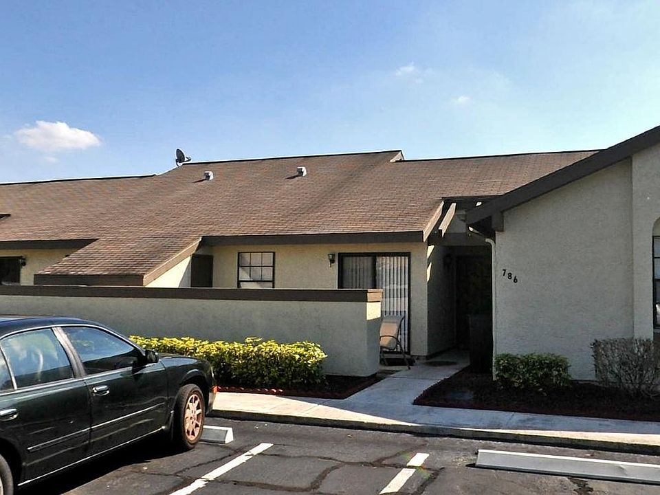 1st image of 786 SW Claudia Ave