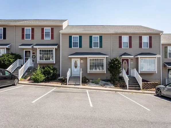 3314 Debbie Ct, Harrisonburg, VA 22801