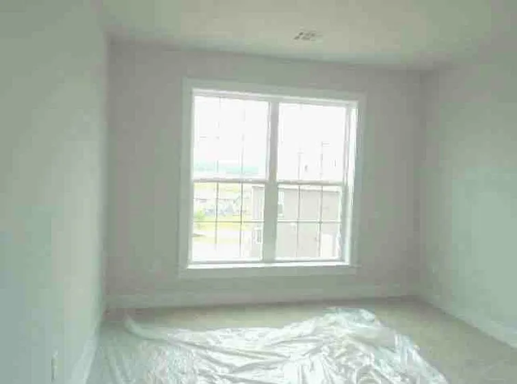 1123 James St — Photo 12