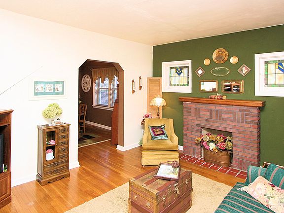 2nd image of 5653 Milentz Ave