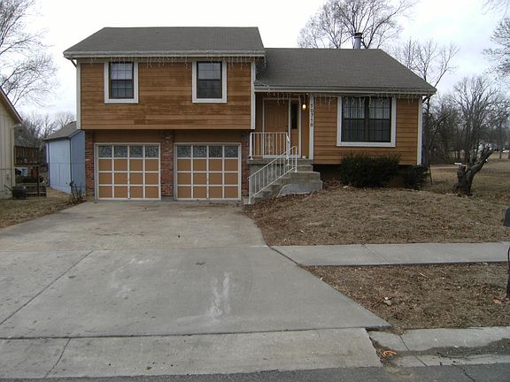 3rd image of 10718 Stark Ave