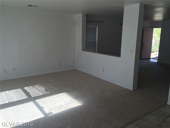 2nd image of 3913 Sage River St