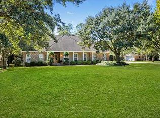 22305 Abbey Rd, Pass Christian, MS 39571