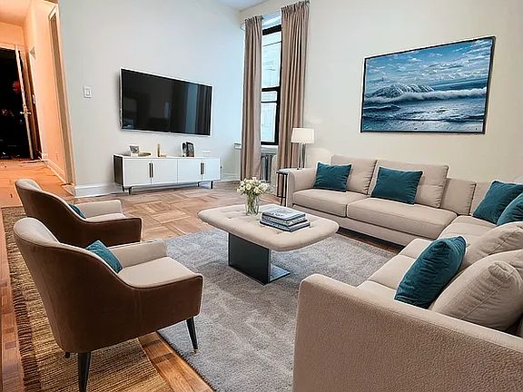 3rd image of 28-4 33rd St #2