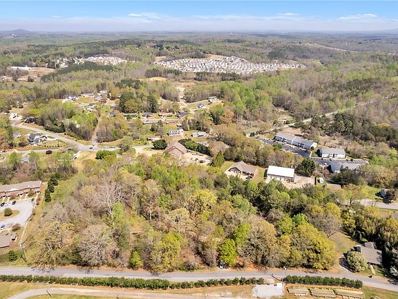 5th image of Glenwood Rd