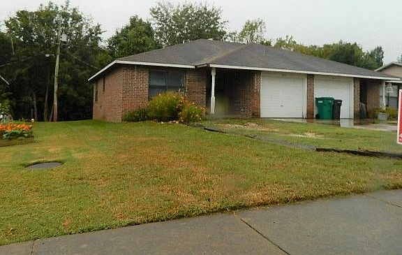 2nd image of 2417 W Mary Dr