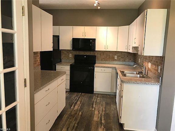 4th image of 23205 Chandlers Ln