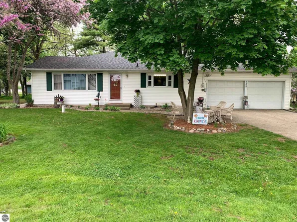 3195 S Concourse Dr, Mount Pleasant, MI 48858