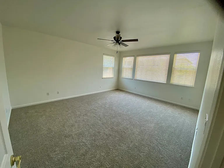 Master Bedroom 4