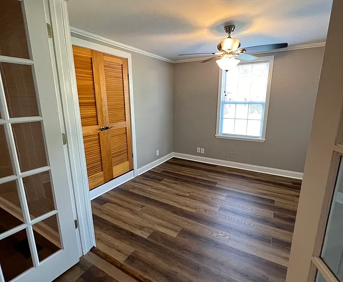 113 Ervin St — Photo 15