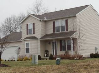 38 Hamburg Rd, Lancaster, OH 43130