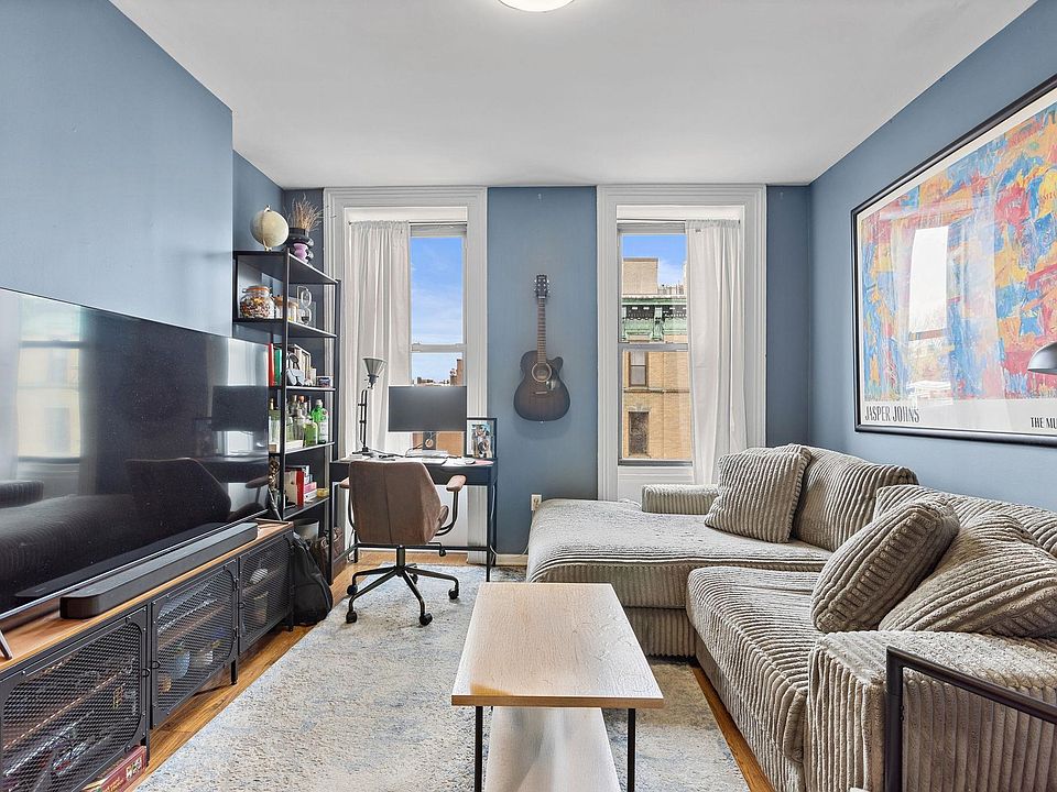 1st image of 935 Park Ave APT 5S