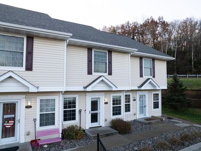 1880 Fisher Way UNIT C, River Falls, WI, 54022