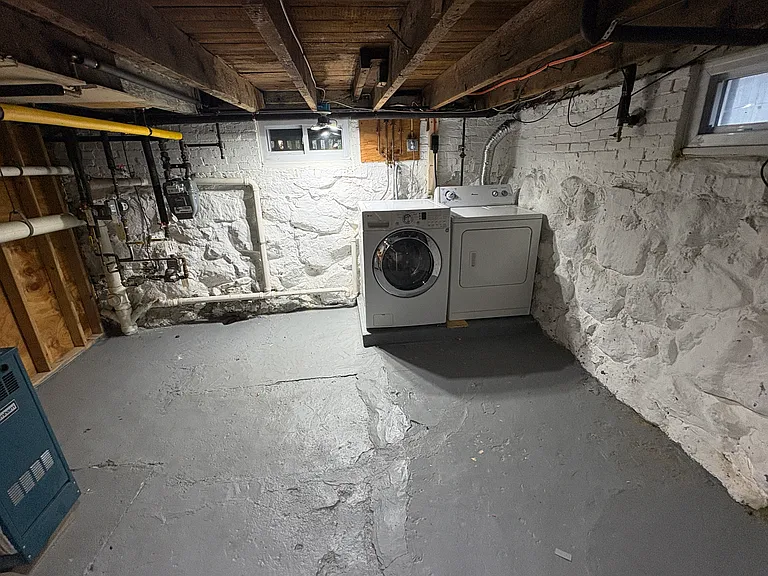 62 Thomas St #A — Photo 9