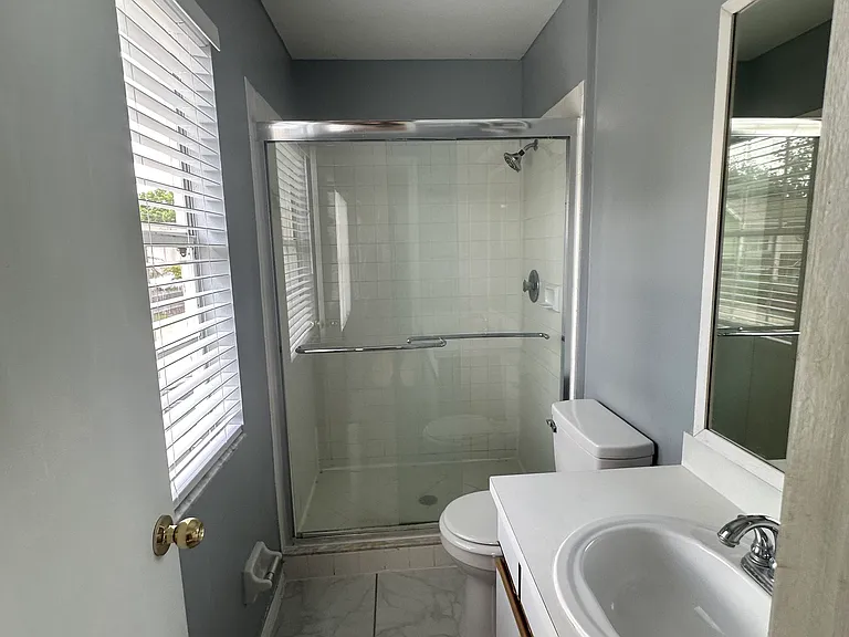 11002 Yorkshire Ridge Ct — Photo 11