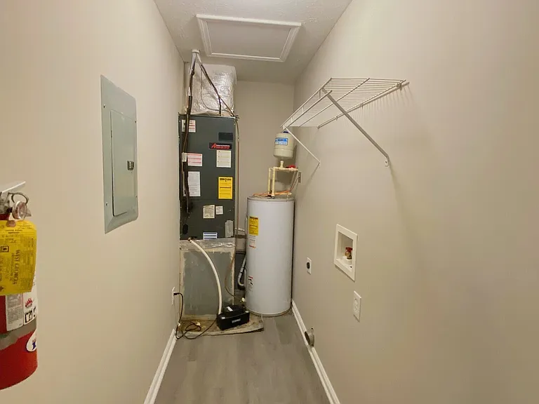 191 Harvell Dr #G1 — Photo 10