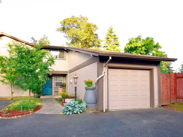 2379 SE 112th Ave #2, Portland, OR 97216