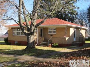 131 Maple St, Crystal Falls, MI 49920