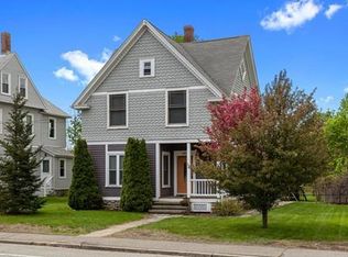 160 Main St, Upton, MA 01568