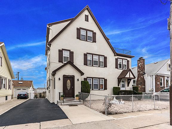 3rd image of 16 Emerson Street