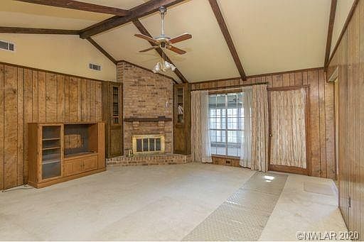 5th image of 913 Chimney Rock Pl