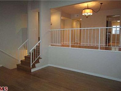 1st image of 11730 Moorpark St APT K