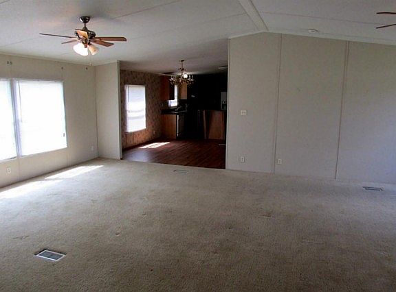 4th image of 11884 Oak Apple Ct