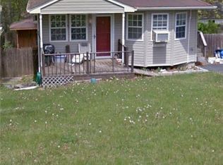 5 Beech Ave, Farmingville, NY 11738